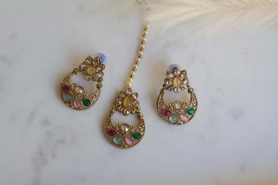 Unique & small Multicolor earring with tikka - Indian Secrets