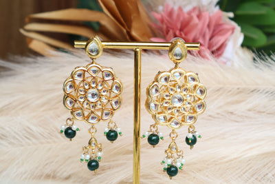 Round shape Kundan earrings - Indian Secrets