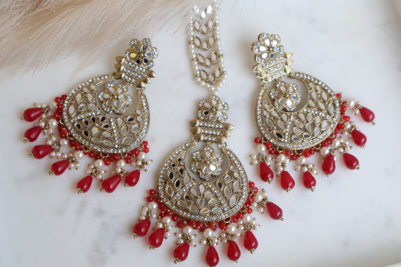 Mirrored Stylish Earring With Tikka - Indian Secrets