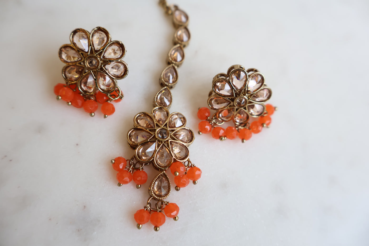 Cute Orange Earring With Tikka - Indian Secrets