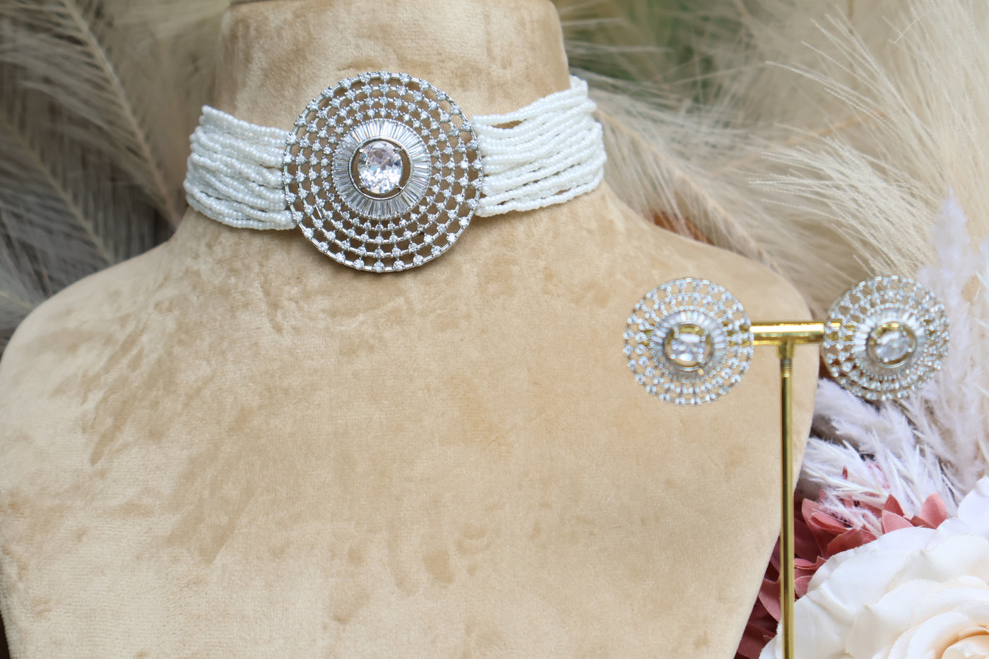 Elegant AD Choker with Stud - Indian Secrets