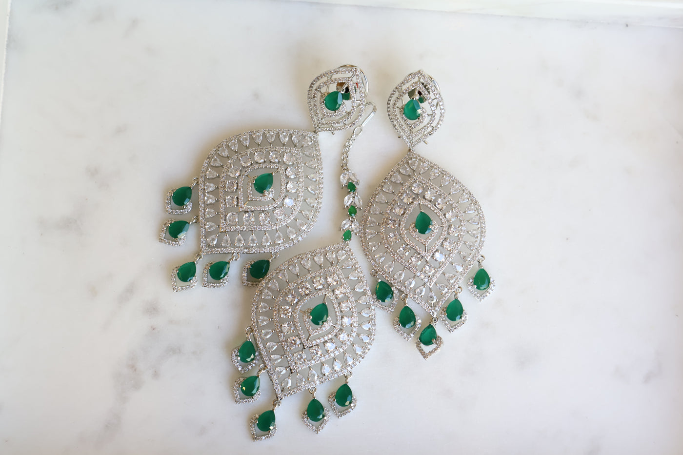 AD Earring Tikka set - Indian Secrets