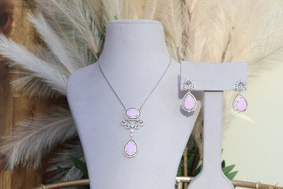 Baby Pink Sleek Necklace - Indian Secrets