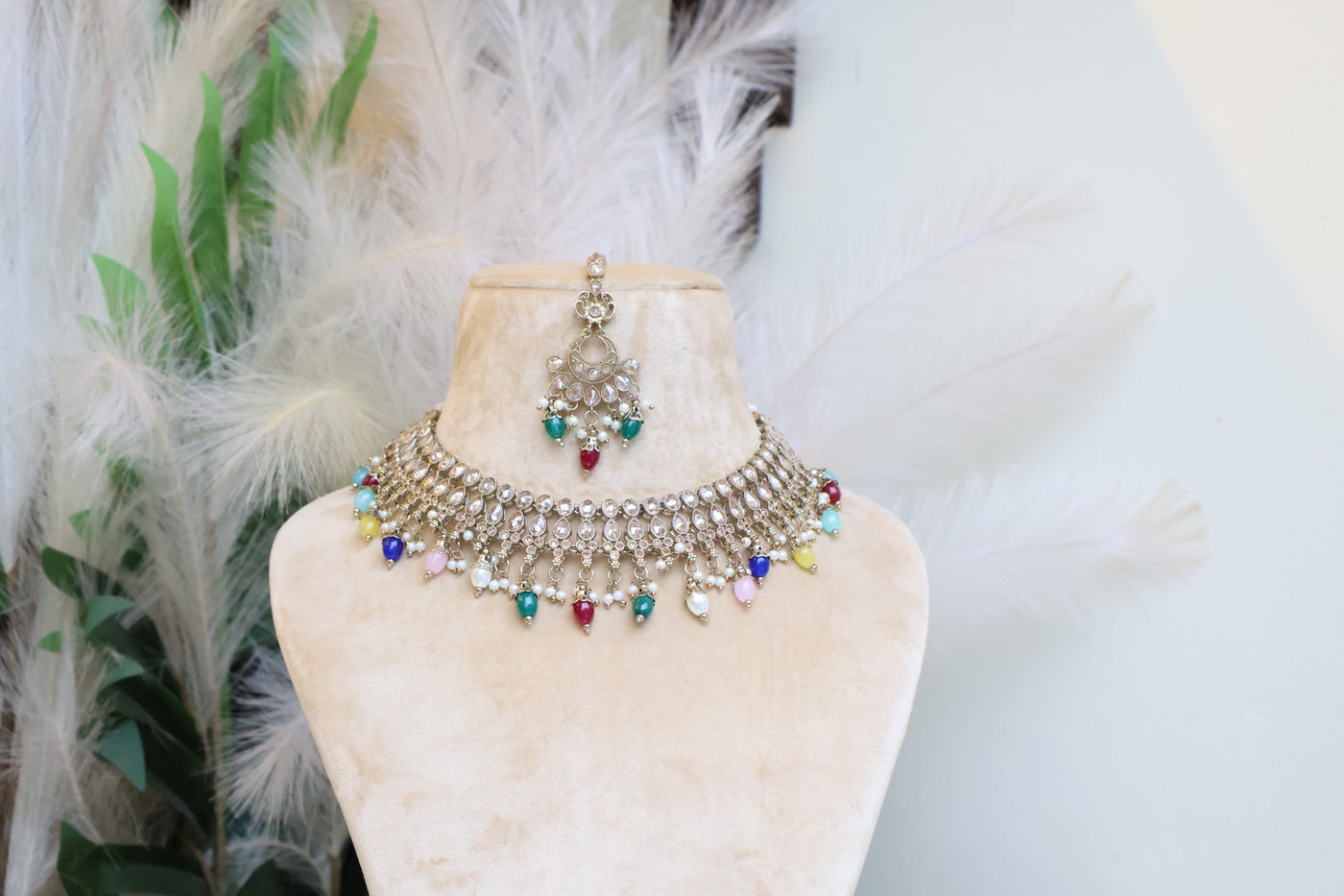 Mihira Bollywood Necklace - Indian Secrets