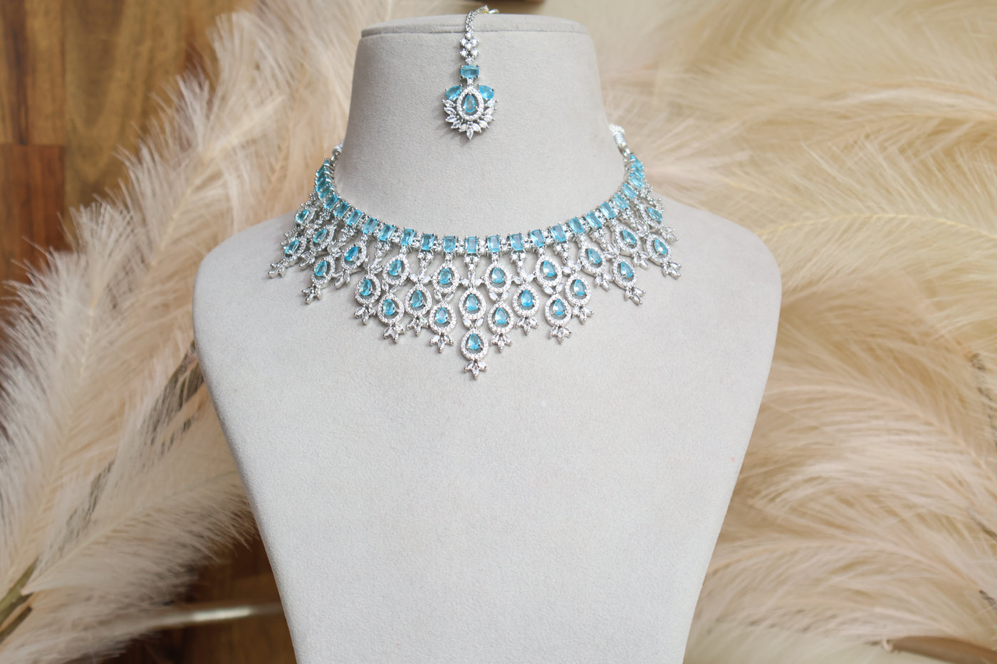 Rihana Party Necklace - Indian Secrets