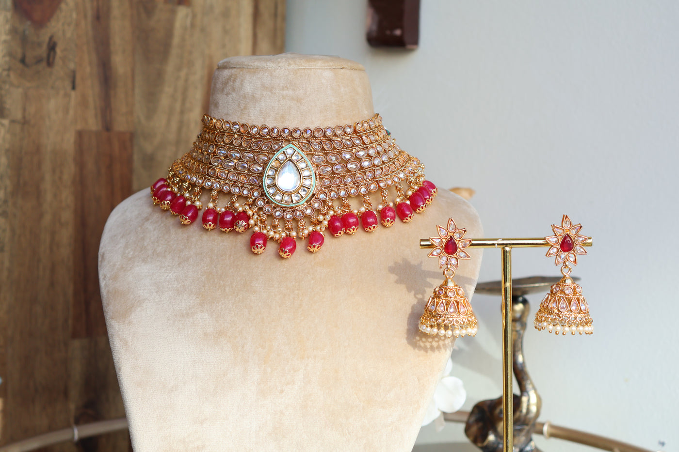 Maahi Necklace