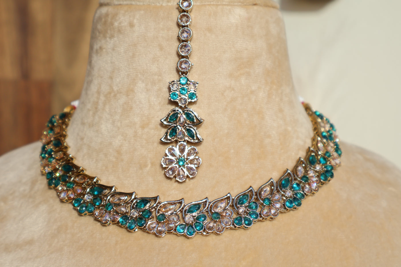 Prisha Necklace