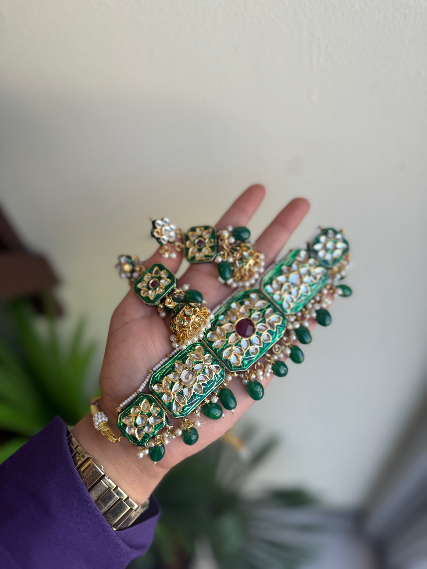 Aira Kundan Necklace Set