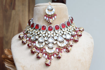 Saanvi Necklace