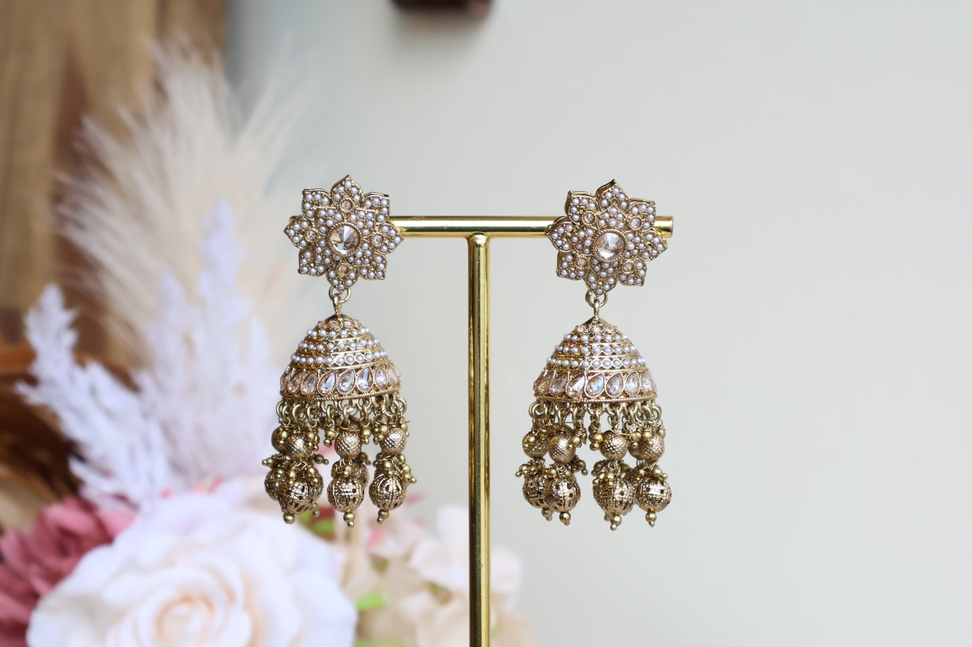 Misha Jhumka with Tikka