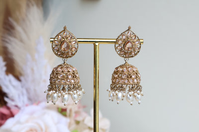 Harshat Jhumka