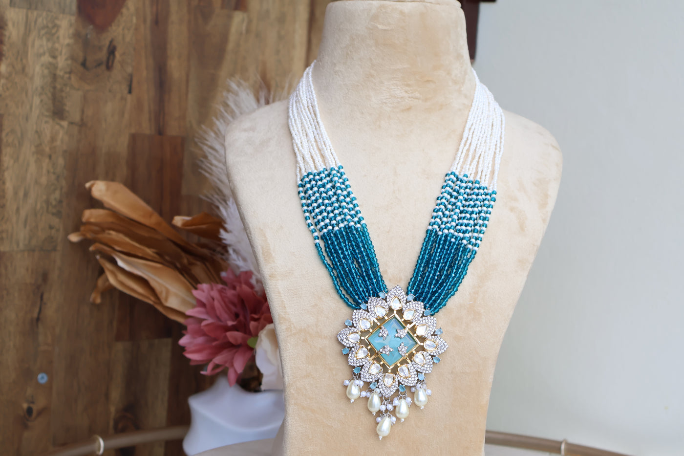 Meenal Necklace