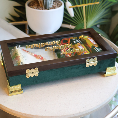 Classic Glass Box