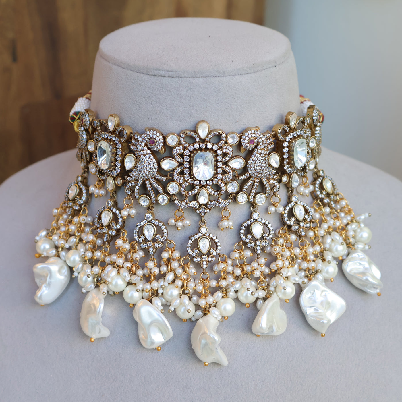 Noor Parindey Choker Set