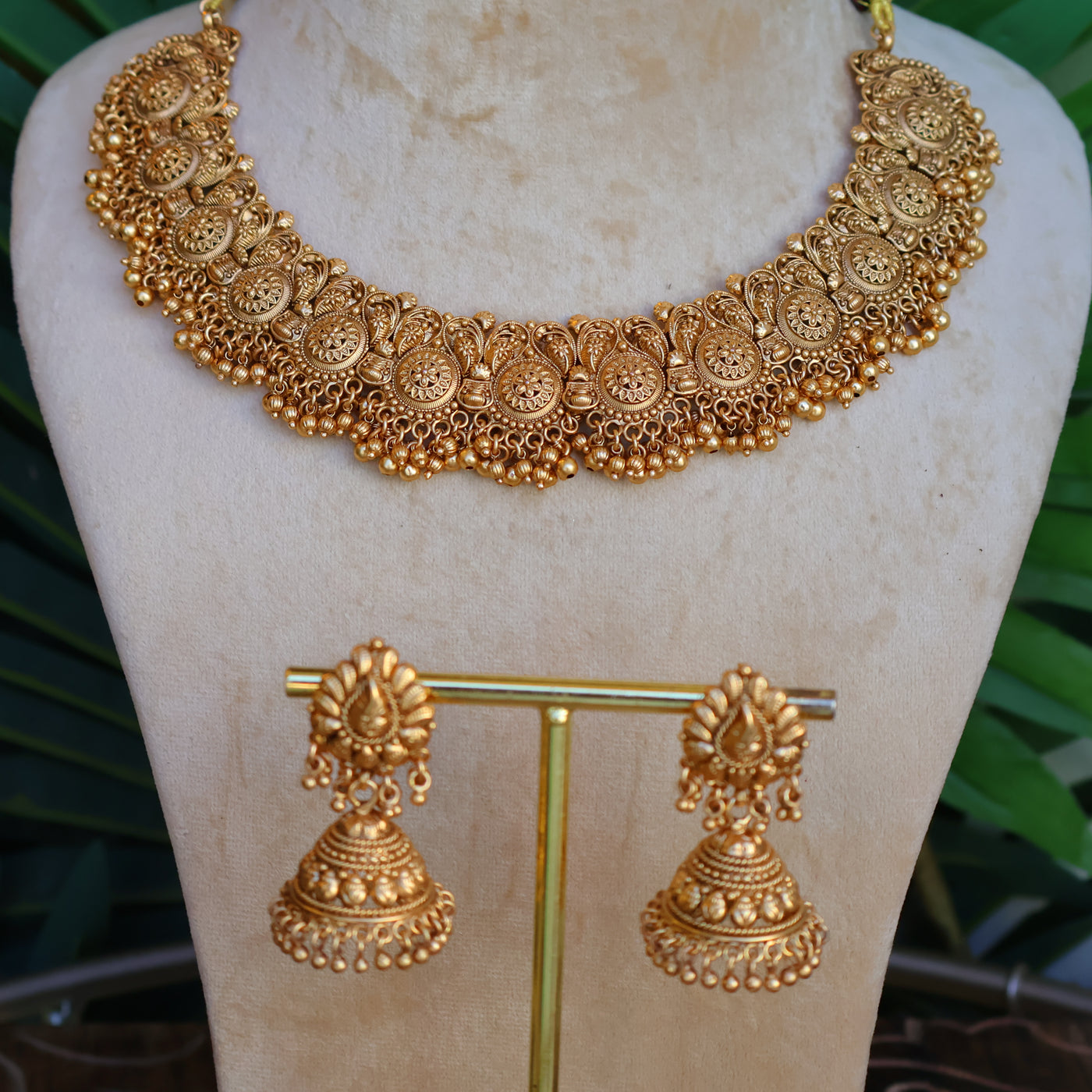 Veerangana Antique Gold Set – Indian Secrets