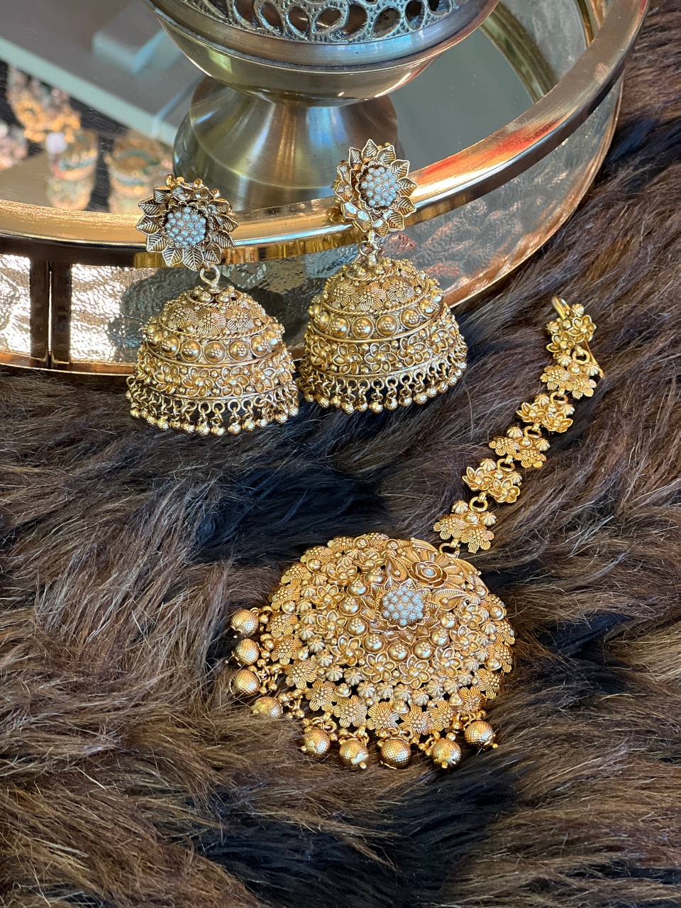 Rani Jhumka set - Indian Secrets